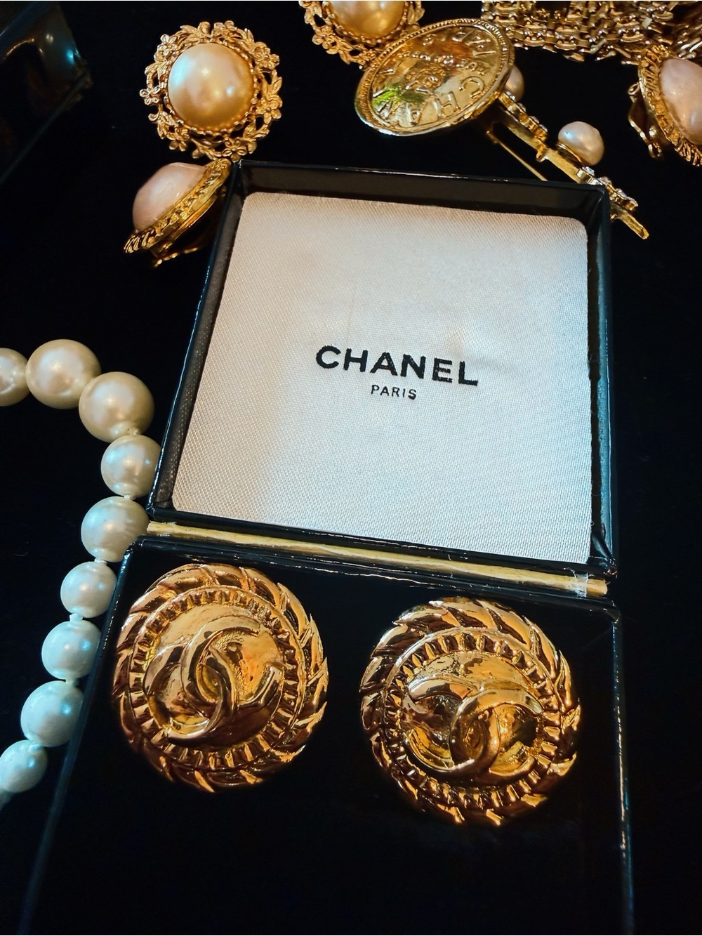 CHANEL Gold CC Rope-Edge Clip-On Earrings